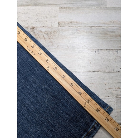 Lucky Brand 410 Jeans Mens 38x30 (39x29) Athletic Slim Med Wash Blue Stretch - Picture 13 of 15